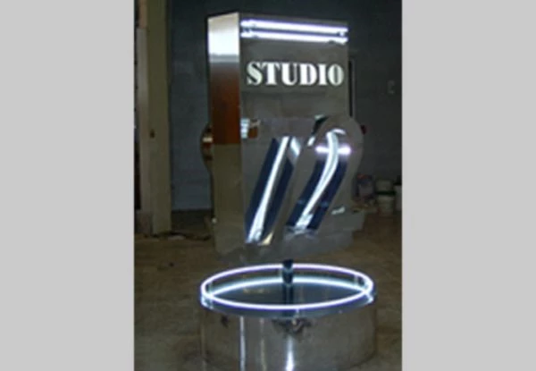  - image360-tucker-ga-edgelit-signs-Studio 72